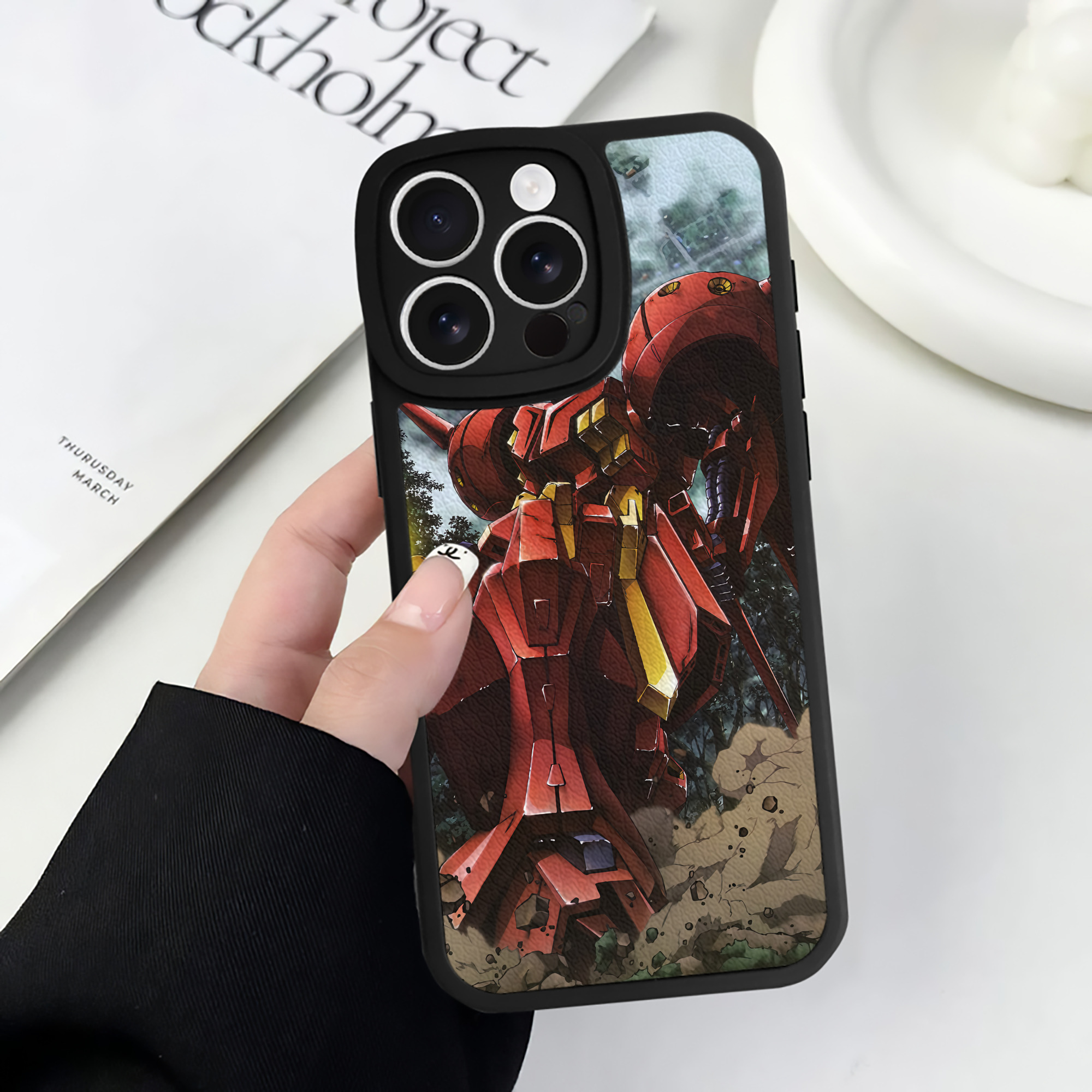 （画像用） 機動戦士ガンダム Mobile Suit Gundam 【iPhone 16シリーズ対応】シリコンスマホケース（レザー調） 材質：シリコン